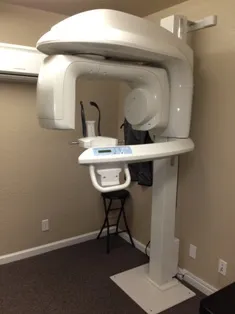 Three dimensional imaging machine
